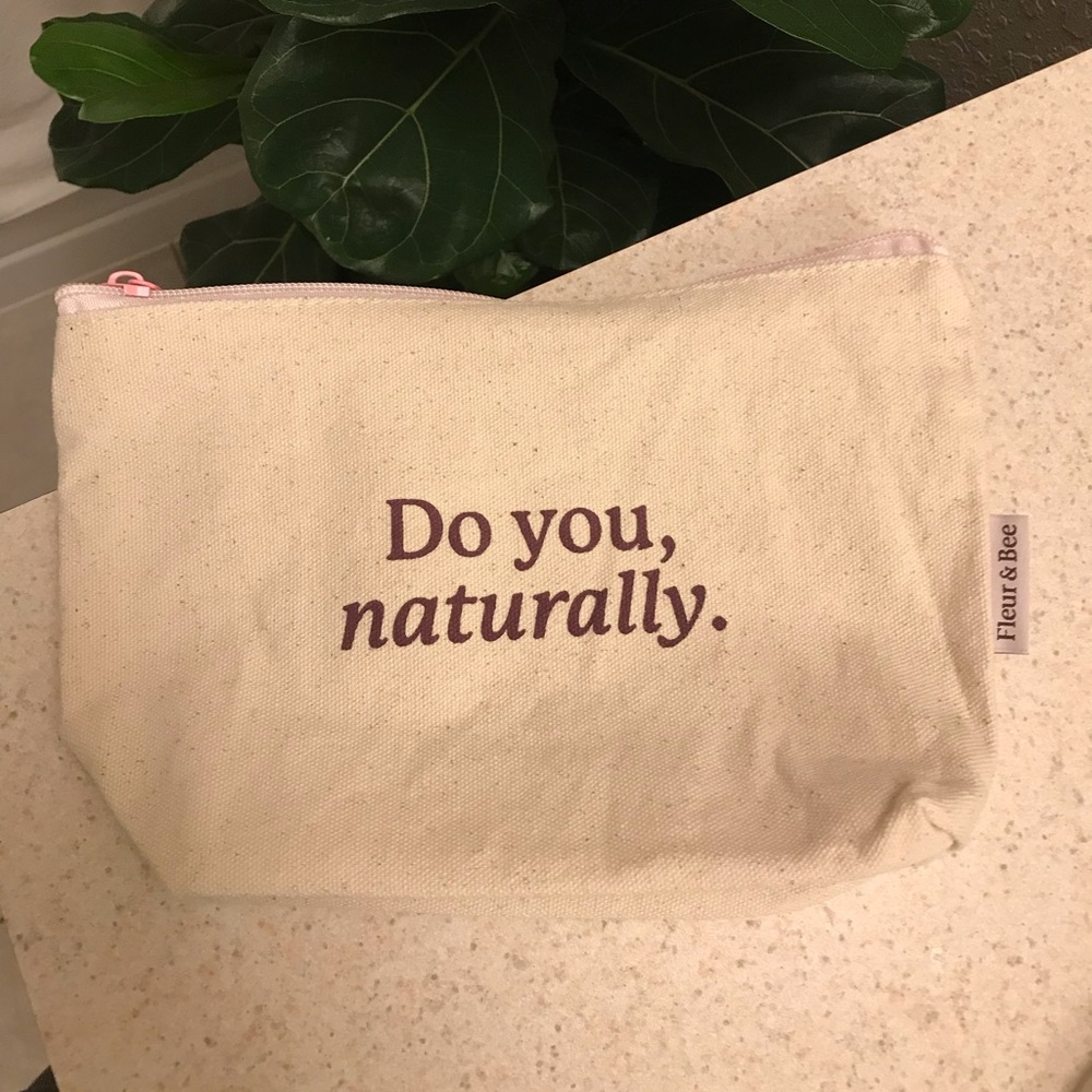 “Do You Naturally” Fleur & Bee zip makeup bag
